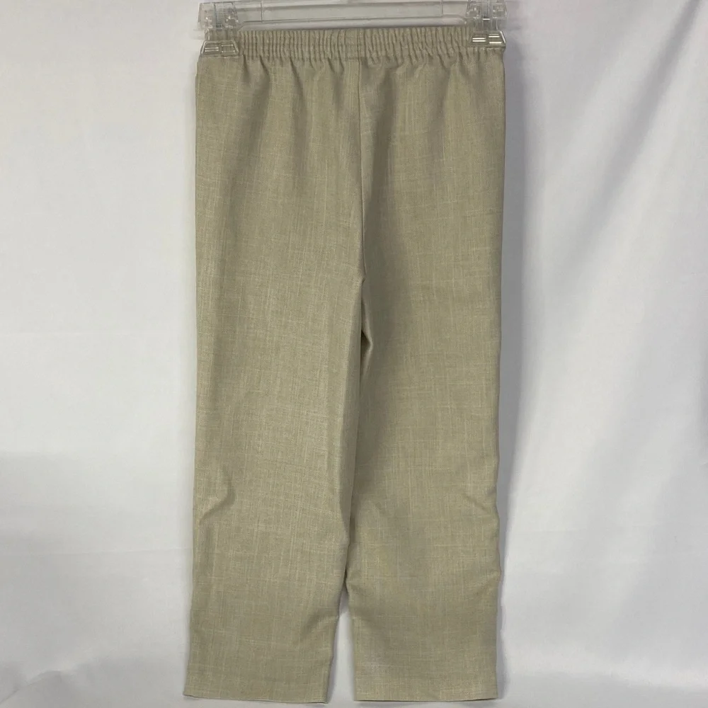Holiday Editions euc beige
